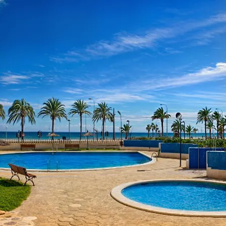 Beachfront Nautical Apartment Benimagrell